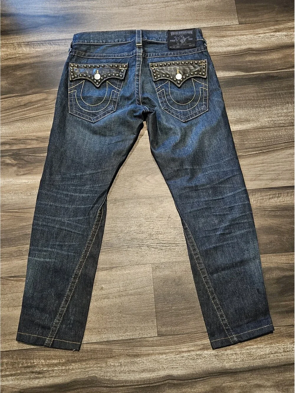 USA True Religion Joey Studded Mens 31x30 Dark Wash Blue Jeans Thick Stitch